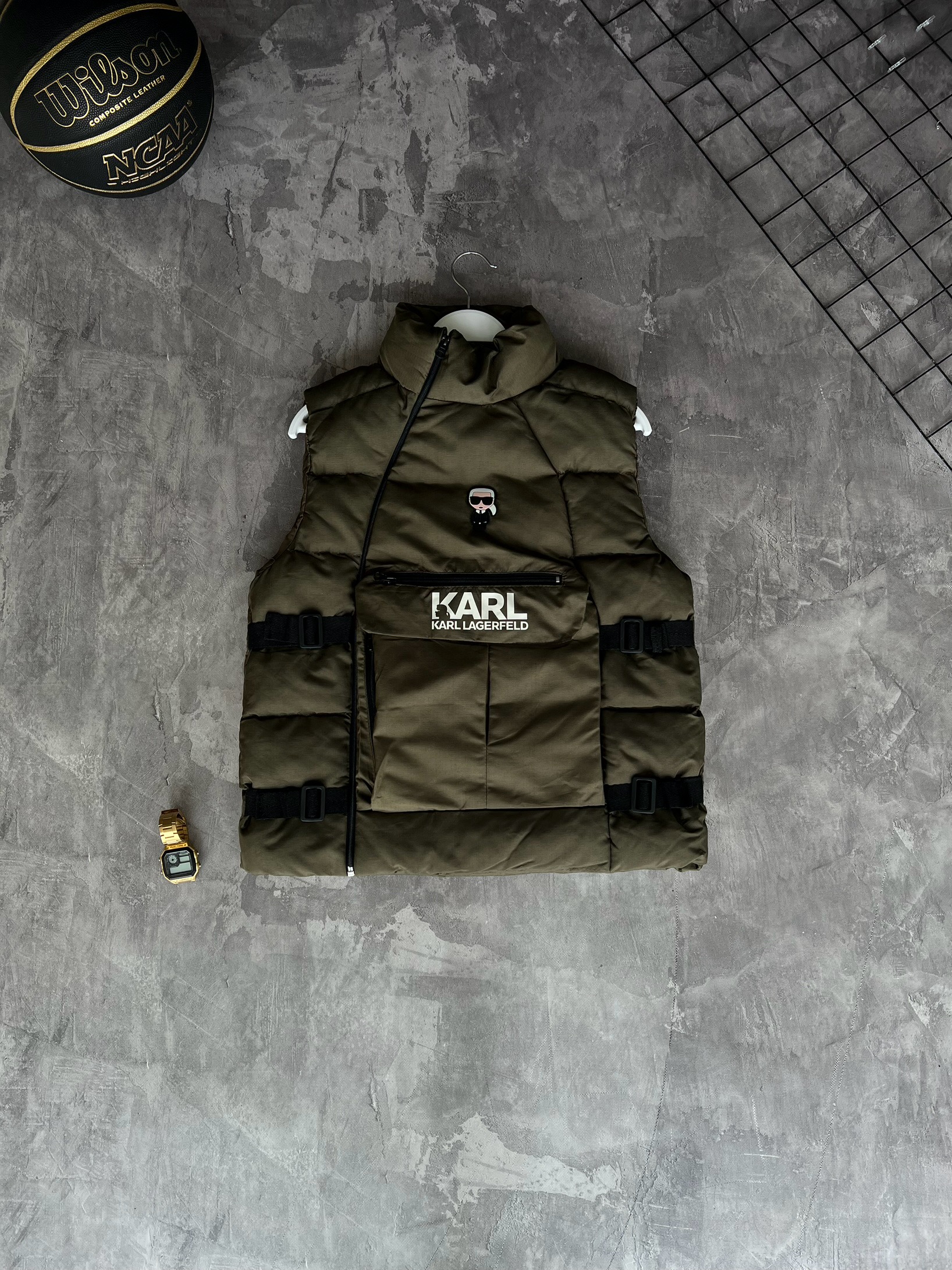 Жилет Karl Lagerfeld — головне фото товару