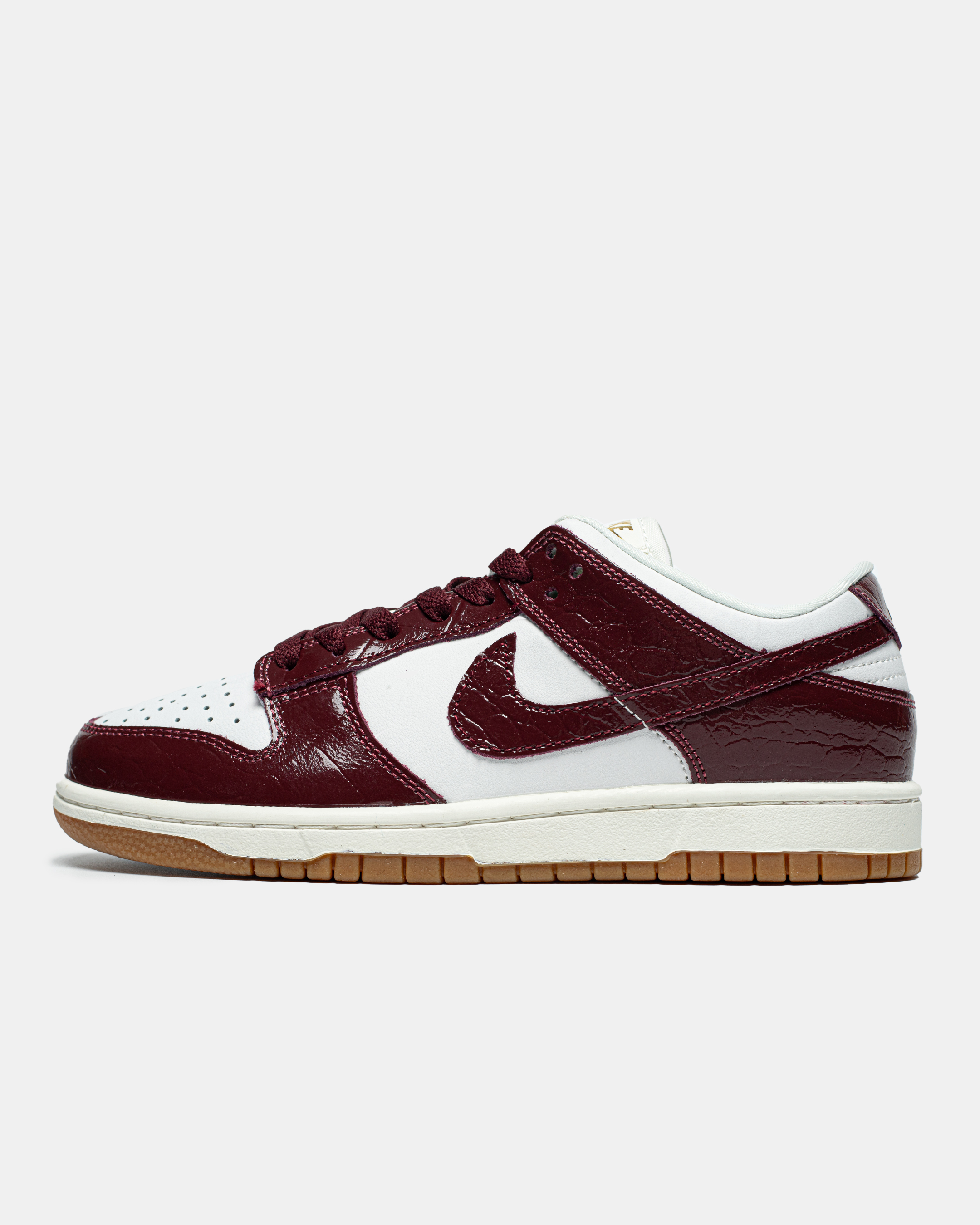 Nike Nike(WMNS) Nike Dunk Low LX 'Dark Team Red Croc' — головне фото товару