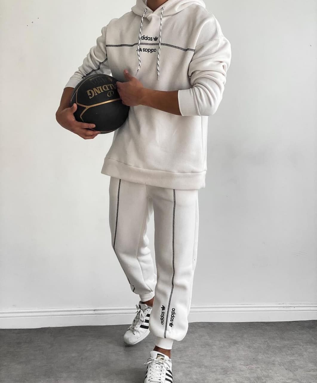 Костюм Adidas — головне фото товару