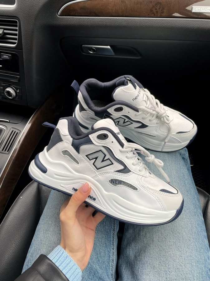 New Balance Silver
