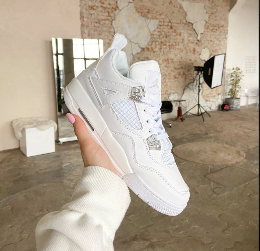 Nike 4 Pure Money — головне фото товару