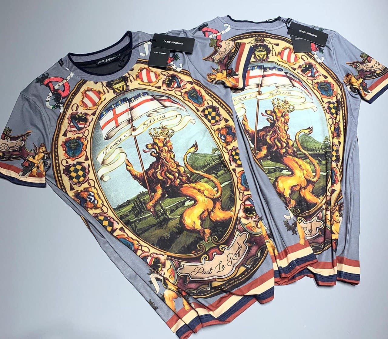 Футболка Dolce & Gabbana — головне фото товару