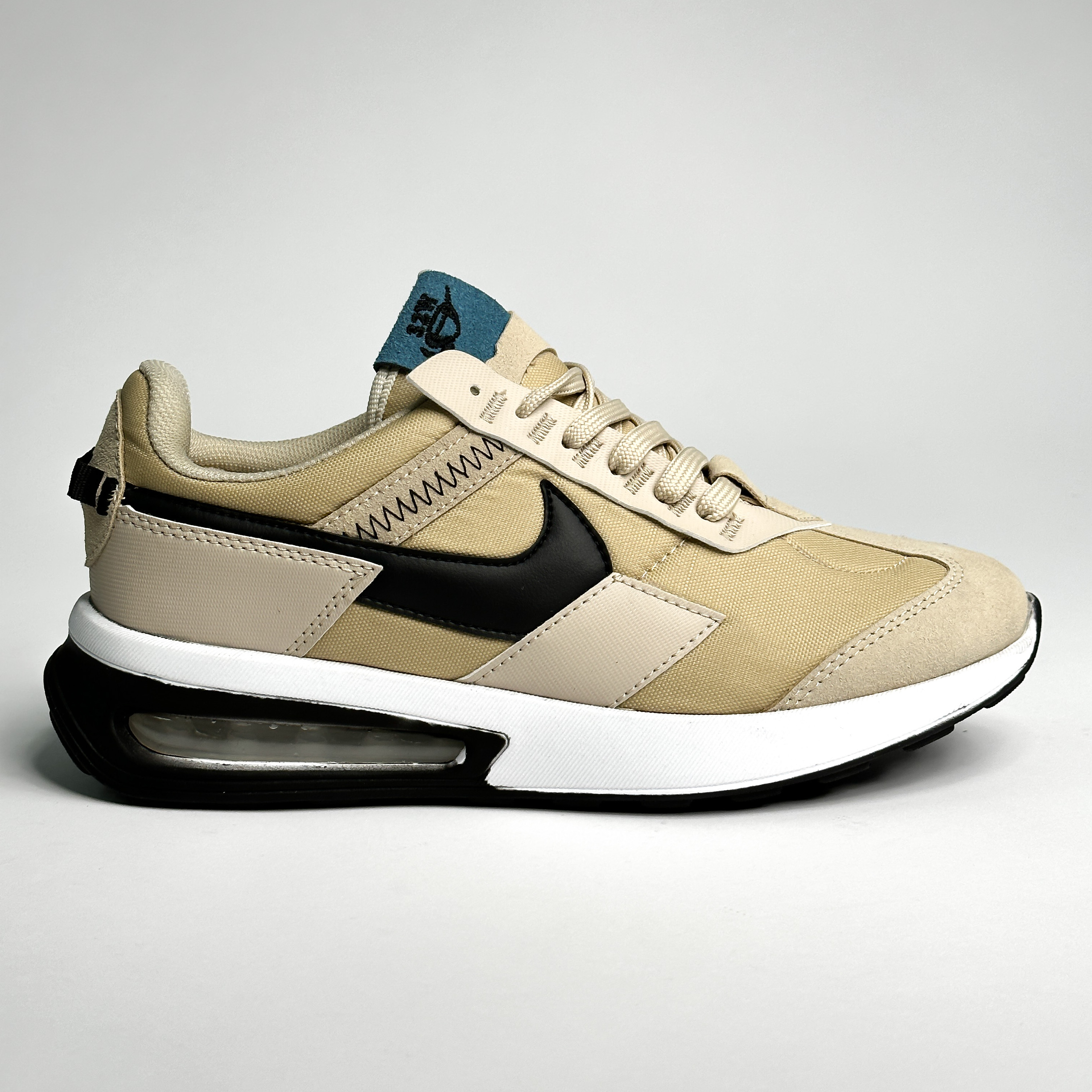 Nike Air Max Pre Day Beige