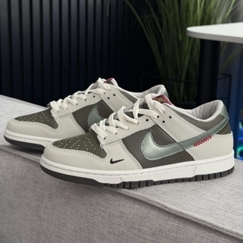 Nike Nike SB Dunk Low Year of the Snake