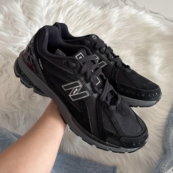 New Balance New Balance 1906R Full Black ГІГАНТИ