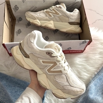 New Balance New Balance 9060 Bisque Sea Salt