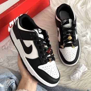 Nike Nike SB Dunk Low Black White Charm