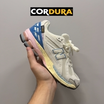 New Balance New Balance 1906R Cordura White Blue Pink