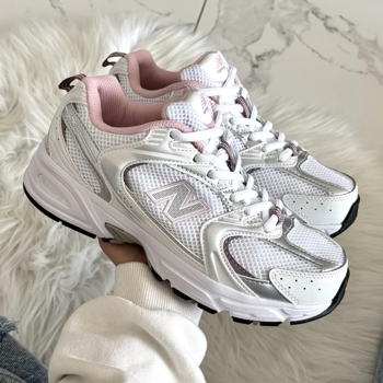 New Balance New Balance 530 White Silver Pink V2. Біла підошва
