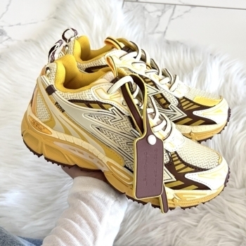 Off-White Be Off-White Be Right Yellow 📦