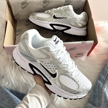 Nike Nike V5 RNR White Silver Black