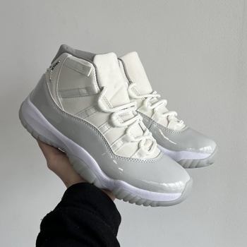 Jordan Jordan Retro 11 Sail Beige Grey