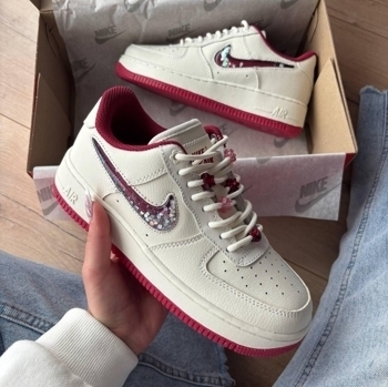 Nike Nike Air Force 1 Low SE Valentine’s Day