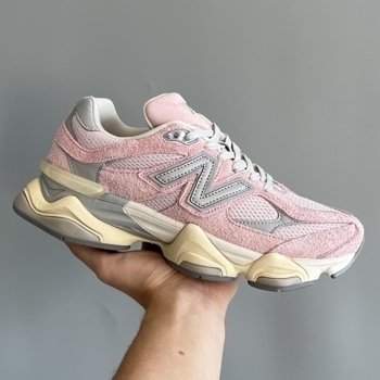New Balance New Balance 9060 Pink Grey