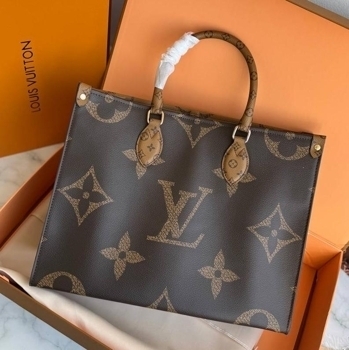 Louis Vuitton Louis Vuitton OnThe GO Monogram, фото 6