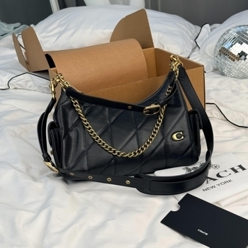 Coach Coach Coach Tabby Shoulder Bag Black with Gold
