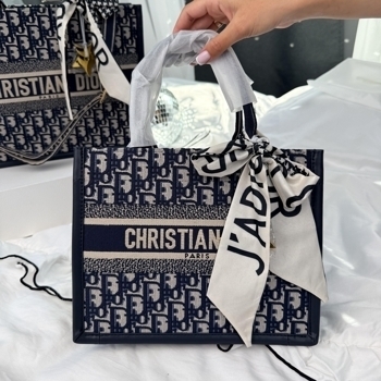 Dior Dior Book Tote Blue Dior Oblique Embroidery