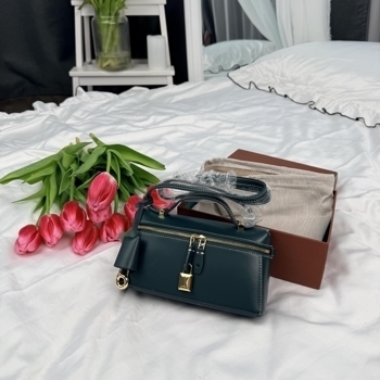Loro Piana Loro Piana Extra Pocket 20 in Smooth Leather Teal Green