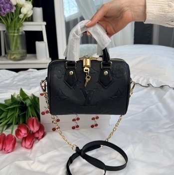 Louis Vuitton Louis Vuitton Speedy Bandouliete 20 Monogram Empreinte Leather