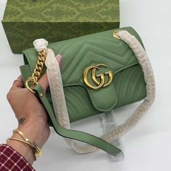 Gucci Gucci GG Marmont Small Soulder Bag Olive Leather