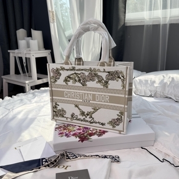 Dior Dior Book Tote Floral Embroidery