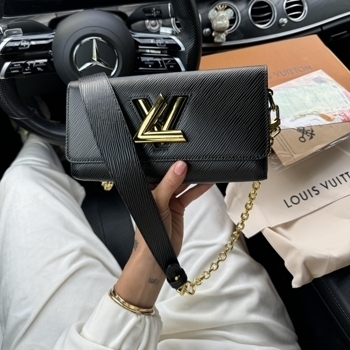 Louis Vuitton Louis Vuitton Premium