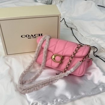 Coach Coach Coach Tabby Shoulder Bag Pink with Gold Hardware