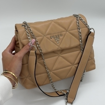 Prada Prada