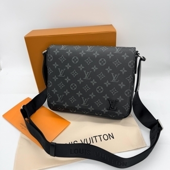 Louis Vuitton Louis Vuitton District PM Monogram Eclipse, фото 3