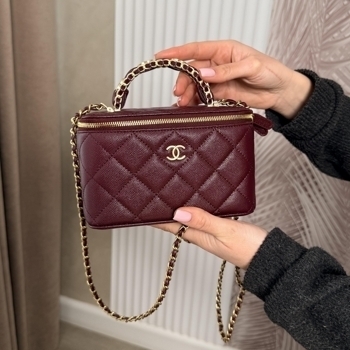 Chanel Chanel Vanity Case Bag in Bordo Quilted Caviar Leather